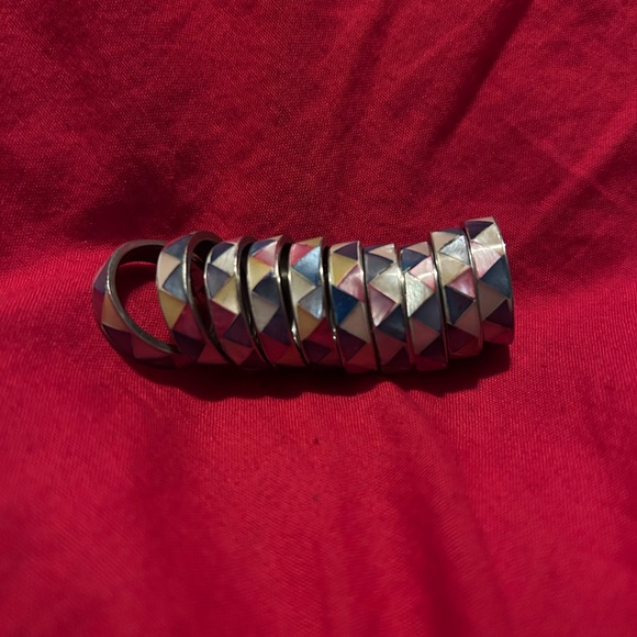Colourful Geometric Rings - Picture 3 of 3